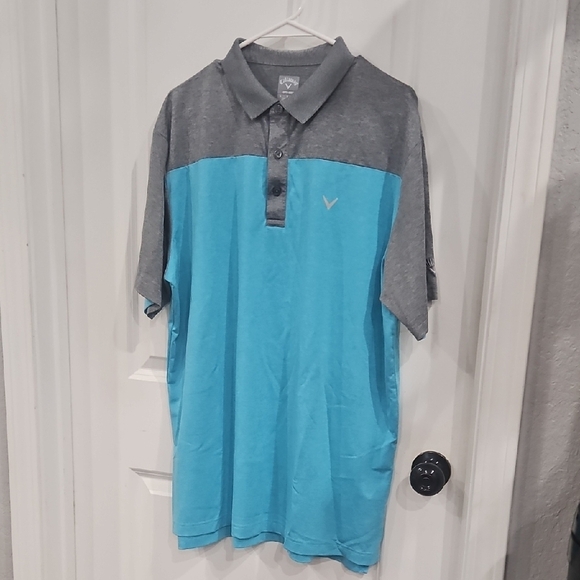 Callaway Blue and Gray Polo Shirt Modern Sporty Design - Picture 3 of 3
